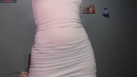 Snapshot of mariel_sins21 chatting on August 2026 12:01:01 AM Mariie online show from August 2026 12:01:01 AM
