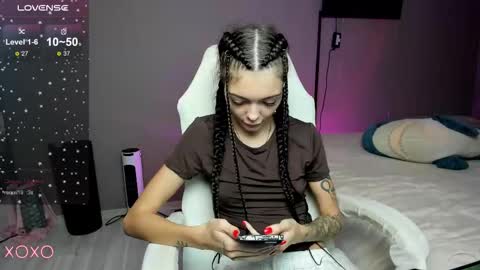 Snapshot of mariella__adams chatting on October 2025 10:16:02 AM Maria online show from October 2025 10:16:02 AM