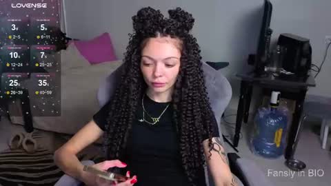 Snapshot of mariella__adams chatting on June 2026 09:50:02 PM Maria online show from June 2026 09:50:02 PM