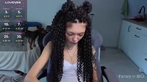 Snapshot of mariella__adams chatting on June 2026 03:47:01 PM Maria online show from June 2026 03:47:01 PM