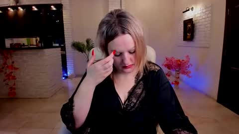 mariemlui online show from December 2025 11:19:01 AM