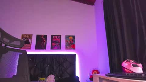 Mariana Hasper online show from October 2025 05:41:02 AM