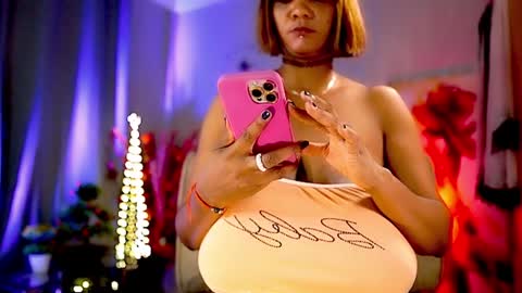 Snapshot of mariicha chatting on January 2025 09:39:01 AM Nikita - Scroll down and read my bio please. New Pictures in Bio online show from January 2025 09:39:01 AM