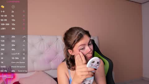 Snapshot of mariie_tayy chatting on December 2024 12:08:01 AM mariie_tayy online show from December 2024 12:08:01 AM