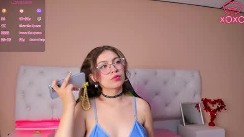 Snapshot of mariie_tayy chatting on February 2025 08:15:01 PM mariie_tayy online show from February 2025 08:15:01 PM