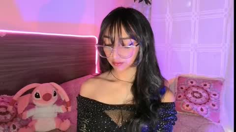 Luna Dulk online show from May 2026 10:18:01 PM