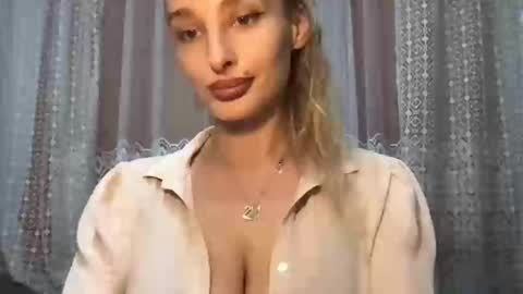 MarilynDevilish online show from December 2024 09:30:02 PM