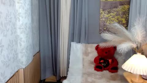 LEAH online show from December 2025 01:58:02 AM