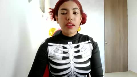 Snapshot of mariposa_skye chatting on November 2025 11:43:01 AM Mariposa online show from November 2025 11:43:01 AM