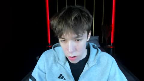 Mark online show from May 2026 09:38:01 AM