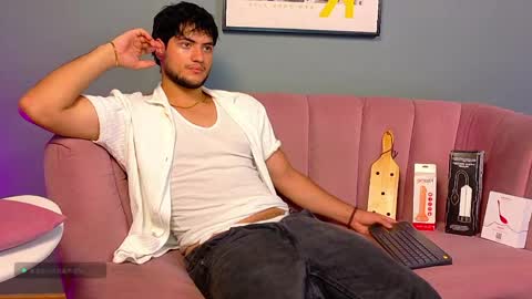 mark_evans1_ online show from May 2026 08:27:01 PM