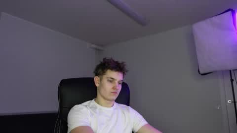 Snapshot of mark_karson chatting on December 2025 11:27:02 AM MARK KARSON online show from December 2025 11:27:02 AM