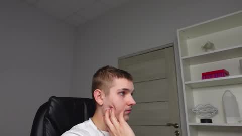 Snapshot of mark_karson chatting on February 2026 06:59:02 PM MARK KARSON online show from February 2026 06:59:02 PM