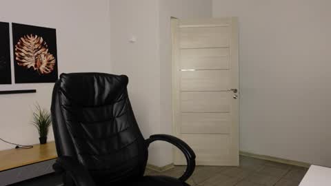 Snapshot of mark_karson chatting on February 2026 05:55:01 PM MARK KARSON online show from February 2026 05:55:01 PM