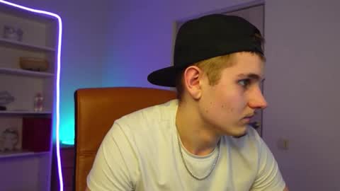 Snapshot of mark_karson chatting on February 2026 05:33:01 PM MARK KARSON online show from February 2026 05:33:01 PM