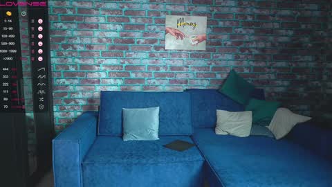 Mark online show from February 2025 11:00:01 PM