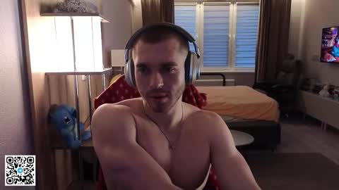 Mark online show from November 2025 01:54:02 PM