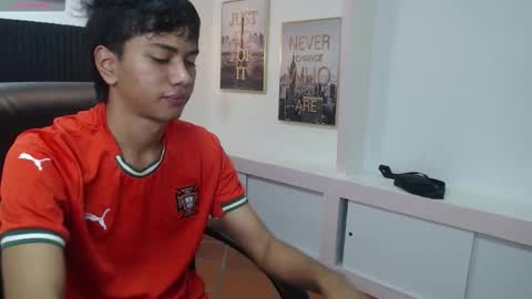 markbowie online show from November 2025 02:21:02 PM