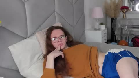 Snapshot of markglover chatting on October 2025 05:38:02 AM Mark online show from October 2025 05:38:02 AM