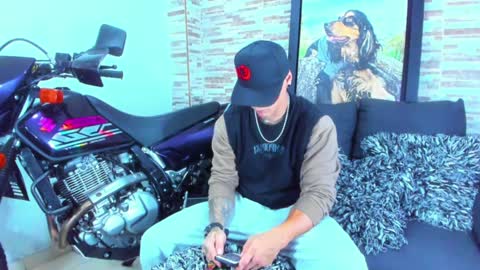 Sebastian online show from December 2024 03:17:02 AM