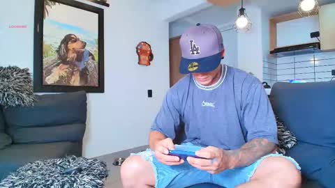 Sebastian online show from October 2025 08:31:01 PM