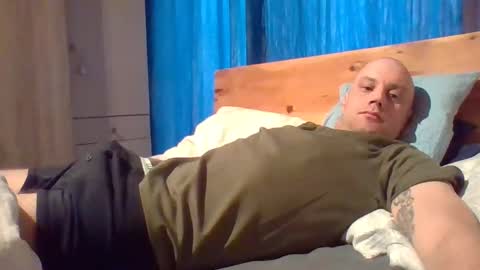 markus_7 online show from February 2025 10:44:02 AM