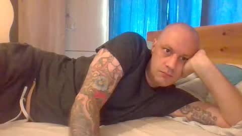 markus_7 online show from September 2025 11:56:02 AM