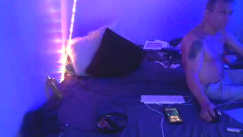 Snapshot of markymark101825061 chatting on January 2025 01:53:02 AM markymark101825061 online show from January 2025 01:53:02 AM