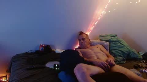 Snapshot of markymark101825061 chatting on February 2025 09:09:01 AM markymark101825061 online show from February 2025 09:09:01 AM