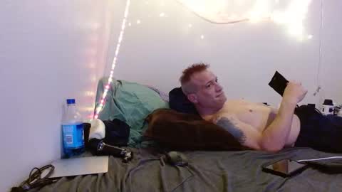 Snapshot of markymark101825061 chatting on February 2025 07:49:01 AM markymark101825061 online show from February 2025 07:49:01 AM