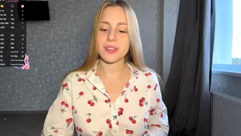 Olivia online show from October 2025 01:34:02 PM