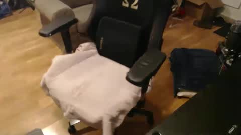 Marnie online show from September 2025 09:11:02 AM