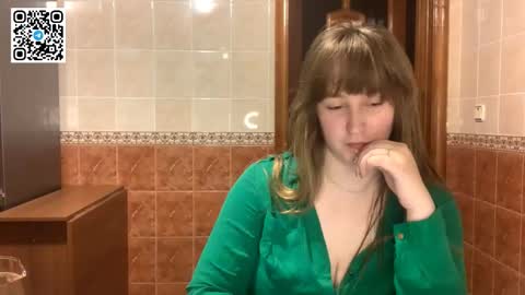 Miriam online show from October 2025 07:35:02 PM