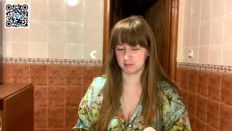 Miriam online show from October 2025 08:26:01 PM