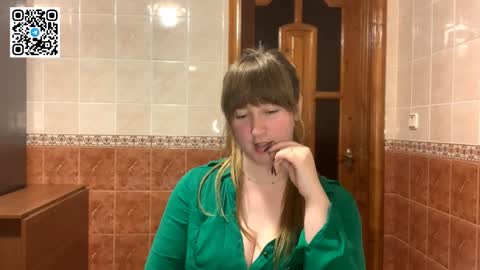 Miriam online show from November 2025 08:31:01 PM