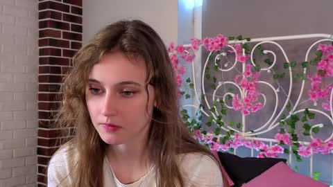 Snapshot of marquitamergel chatting on April 2026 09:42:02 AM Andriella online show from April 2026 09:42:02 AM