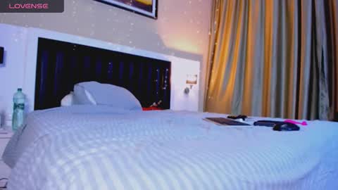 Mari online show from December 2025 07:14:02 AM