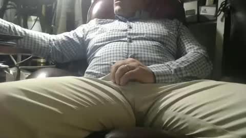 only fans marrieddad19751975 online show from February 2026 08:06:01 PM