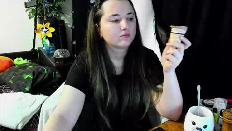 Snapshot of marry_paradisesi chatting on October 2025 10:32:02 PM Marishka online show from October 2025 10:32:02 PM