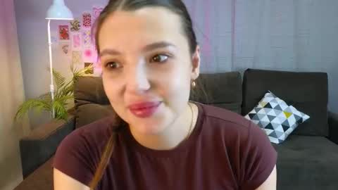 marshmelany online show from October 2025 01:47:02 AM