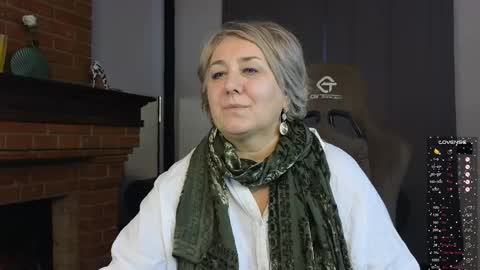 Snapshot of marta_wils chatting on October 2025 02:53:01 AM marta_wils online show from October 2025 02:53:01 AM