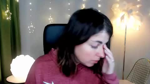 Snapshot of martaedams chatting on December 2025 06:17:02 AM martaedams online show from December 2025 06:17:02 AM