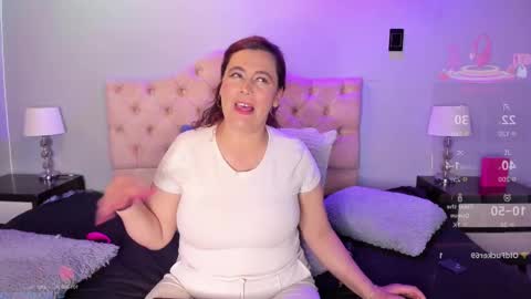 Snapshot of marthina_cnc chatting on September 2025 08:00:02 PM Marthina online show from September 2025 08:00:02 PM