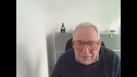 martin_1947 online show from January 2025 12:59:02 PM
