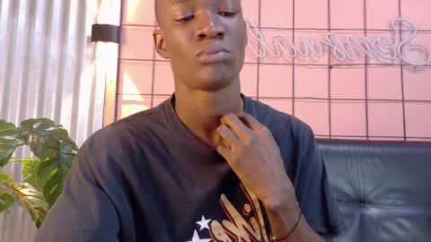 Snapshot of martin_killer chatting on November 2025 01:27:02 AM Martin online show from November 2025 01:27:02 AM