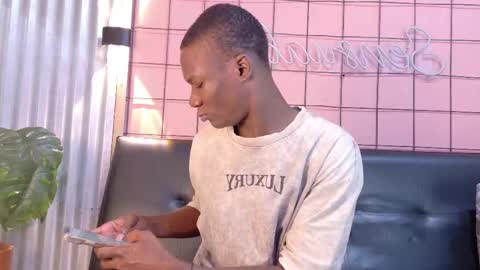 Snapshot of martin_killer chatting on December 2025 01:33:02 AM Martin online show from December 2025 01:33:02 AM