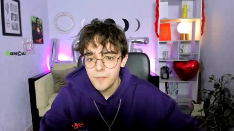 Snapshot of martin_neil chatting on February 2026 01:25:01 PM Martin online show from February 2026 01:25:01 PM