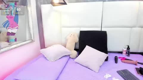 Martina  online show from April 2026 11:27:01 AM