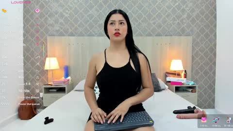 Snapshot of martina_ayala chatting on February 2026 11:17:01 AM Martina online show from February 2026 11:17:01 AM