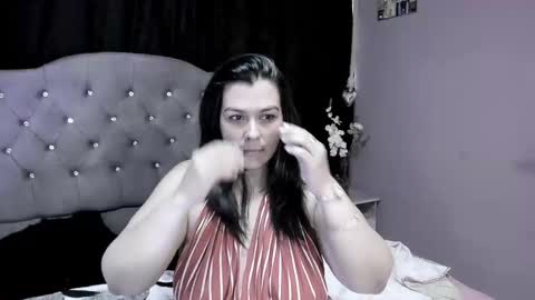   MARTINA   online show from February 2025 03:05:02 PM